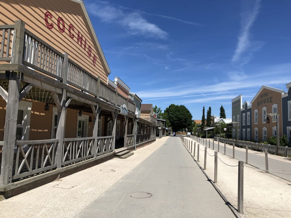 Sonstiges Disney's Hotel Cheyenne