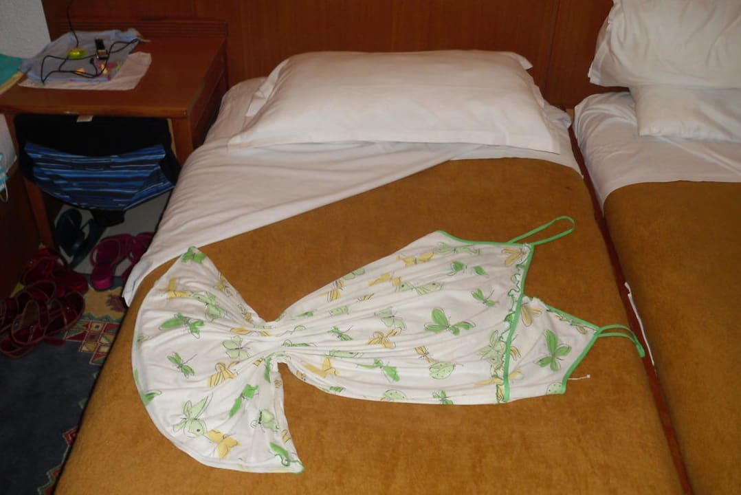 Aménagement du lit Hotel El Mouradi Port El Kantaoui