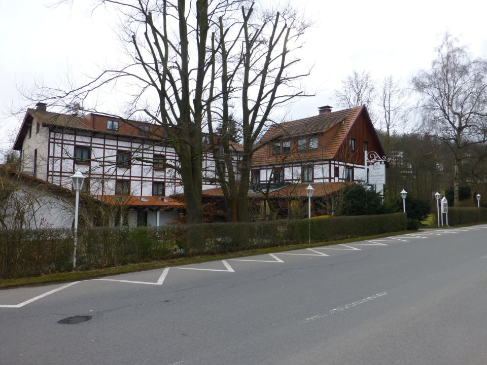 Hotelanlage von der Straße aus Landhotel Der Schwallenhof