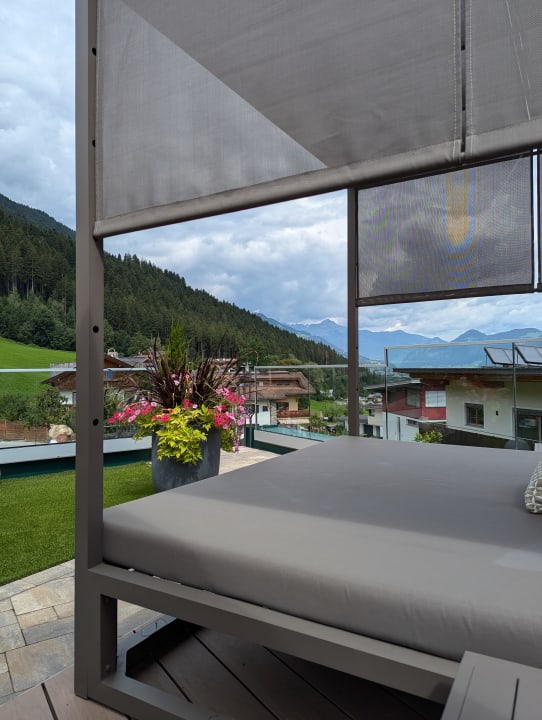 Pool Platzlhof - Mein Hotel im Zillertal