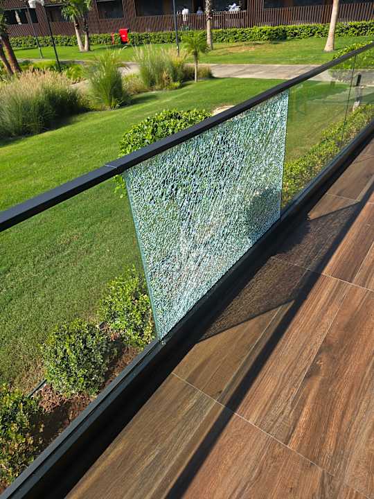 Gartenanlage Jacaranda Luxury Resort