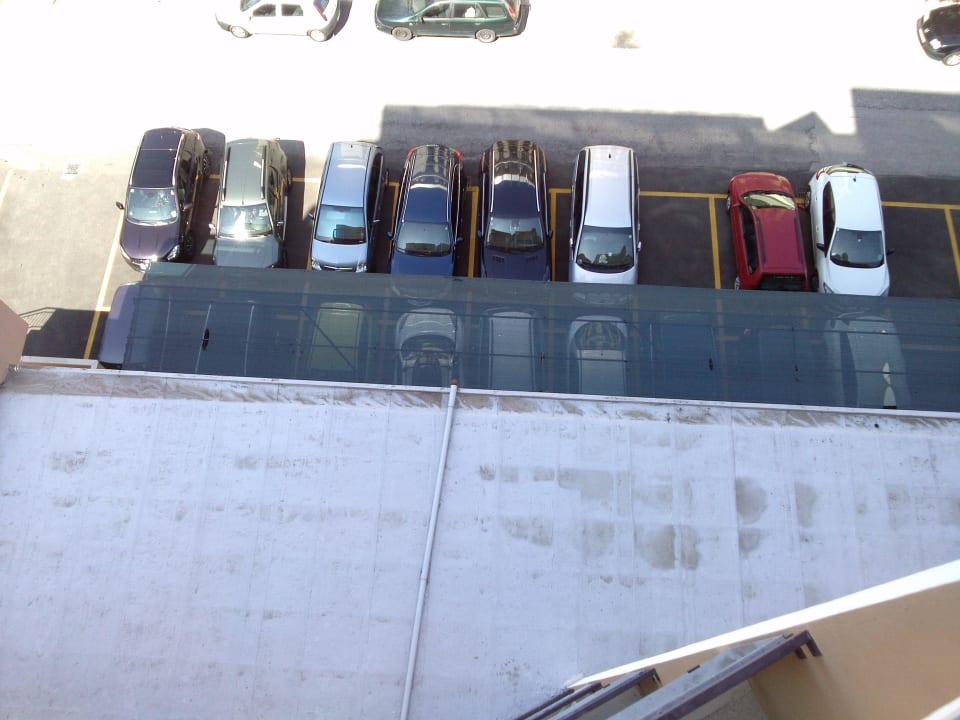 Parken in zwei Reihen Hotel Palace