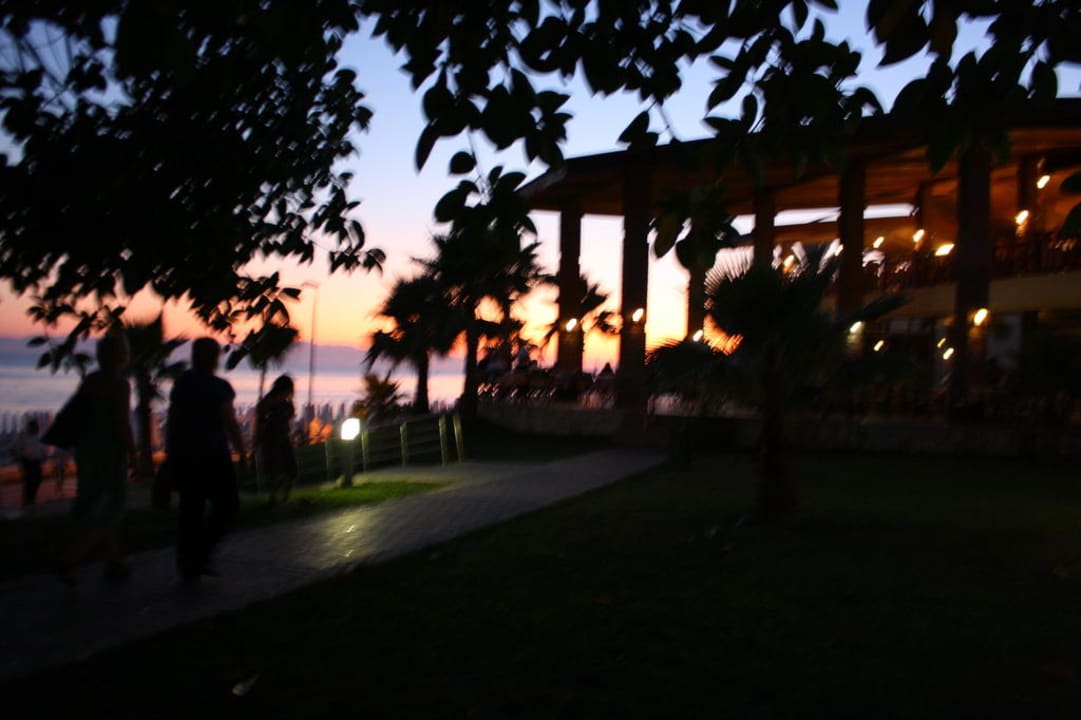 Бар на пляже Horus Paradise Luxury Resort & Club