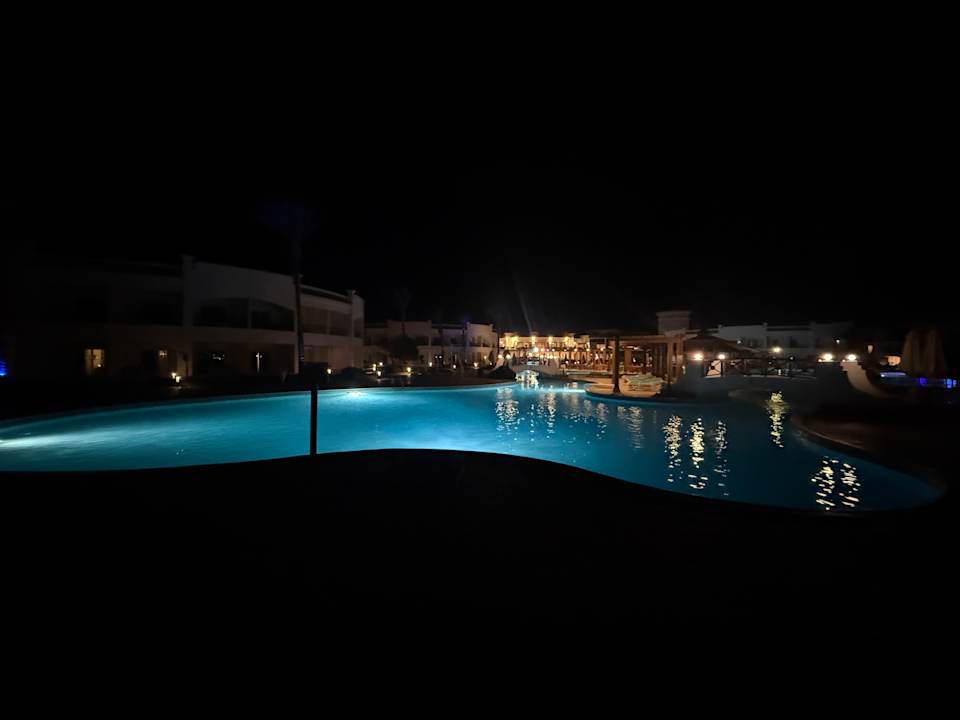 Pool SUNRISE Alma Bay Resort