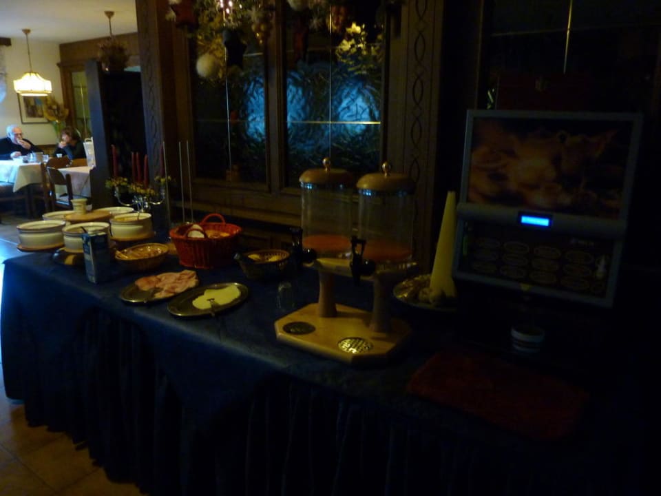 Enttäuschendes Frühstücksbüffet Hotel Tirol Natural Idyll