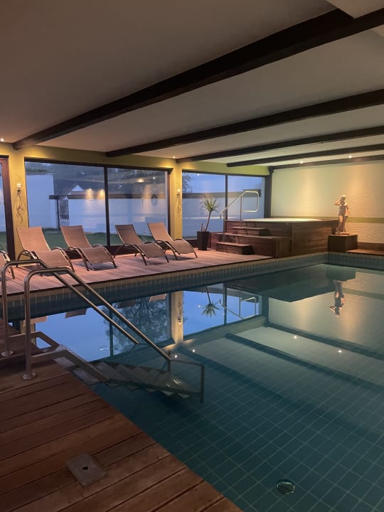 Pool Hotel Gut Schmelmerhof