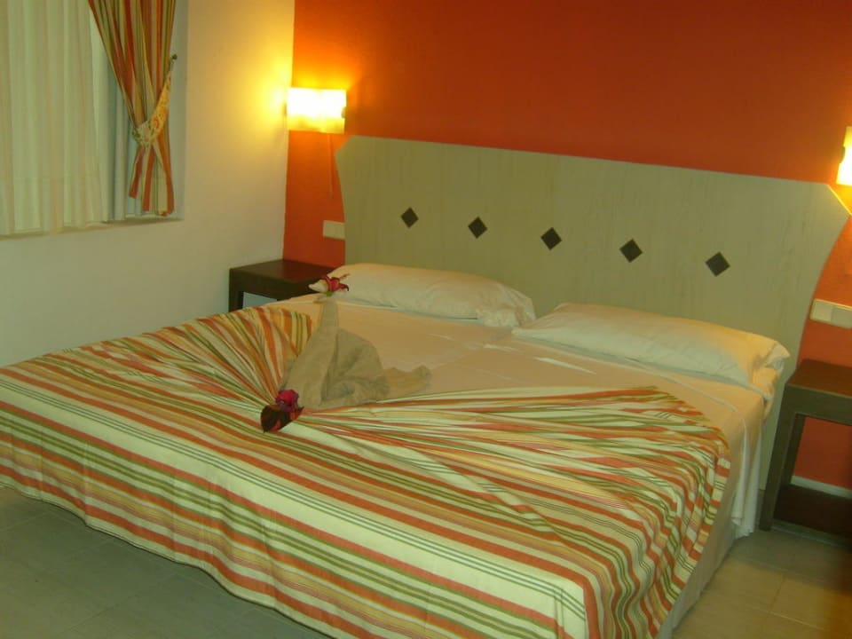 Schlafzimmer SBH Hotel Taro Beach