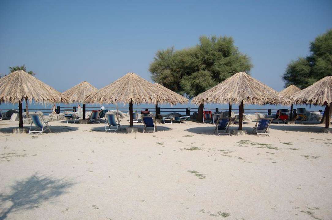 Blick zum Mer Villaggio Torre Ruffa Robinson