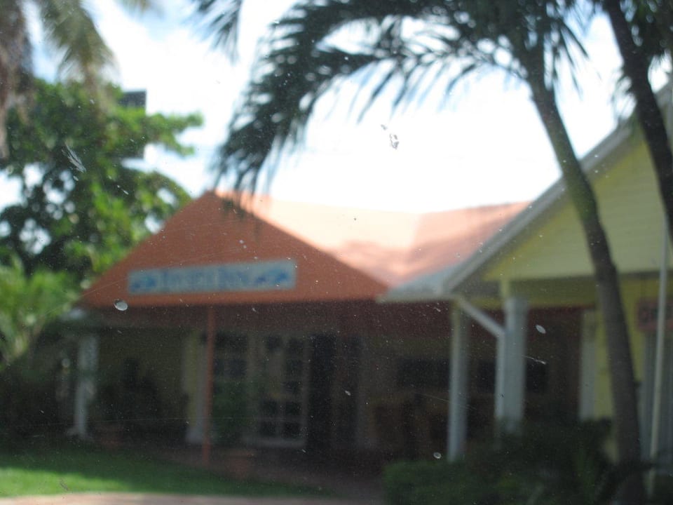 Blick auf Rezeption und Frühstücksbereich Hotel Bayside Inn Key Largo