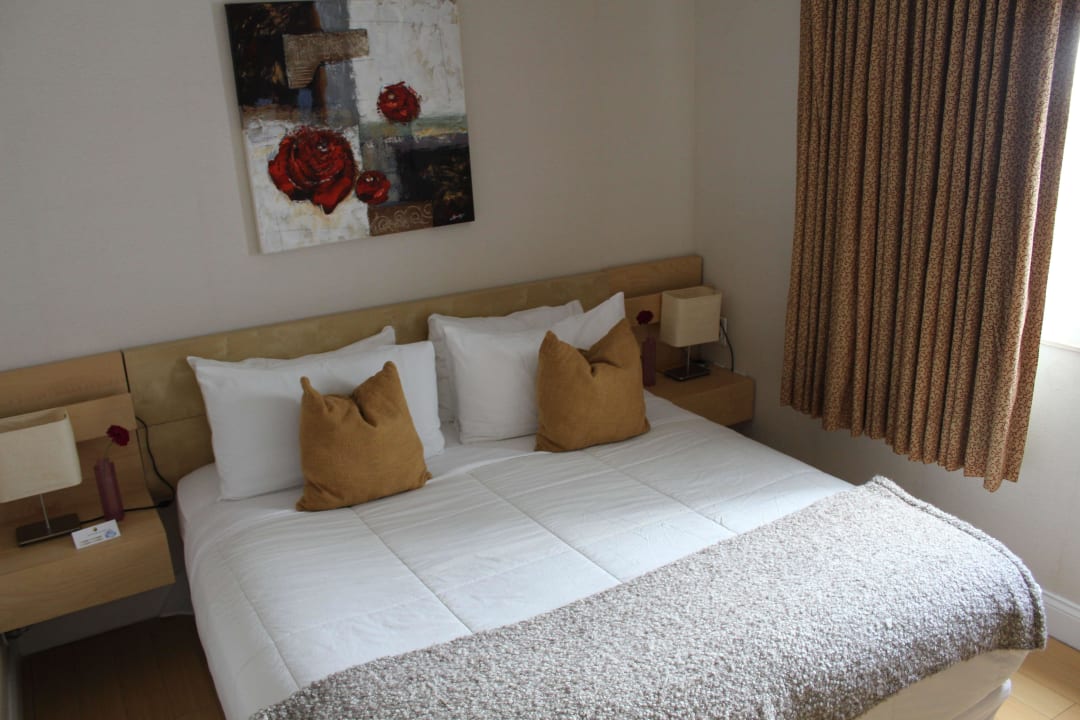 Suite D Nuvo Suites Hotel