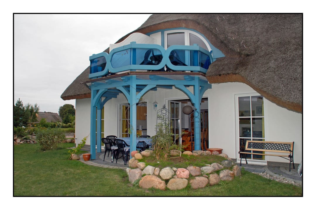 Holzbalkone und Terrassen Ferienwohnungen Reethaus Seewind