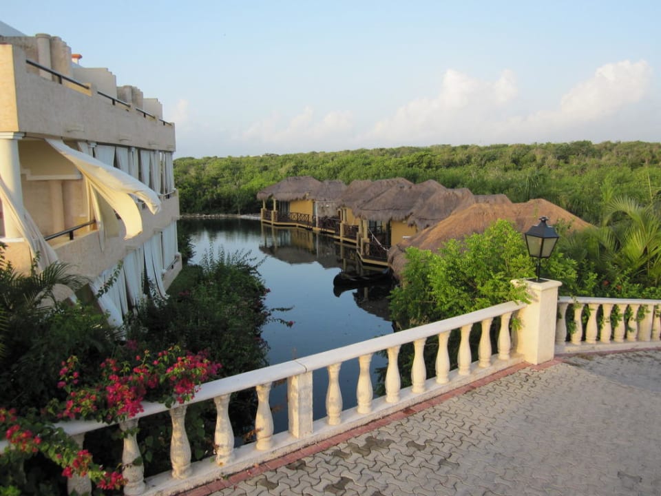 Links Junior Suite, rechts Mayan Suites TRS Yucatan Hotel - Adults only