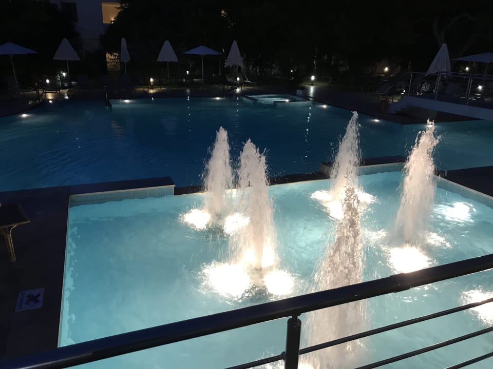 Pool Caravia Beach Hotel