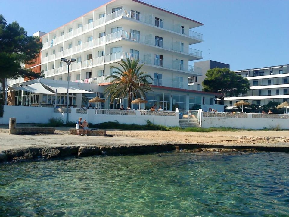 Vom Anlegesteg aus azuLine Hoteles Mar Amantis & II