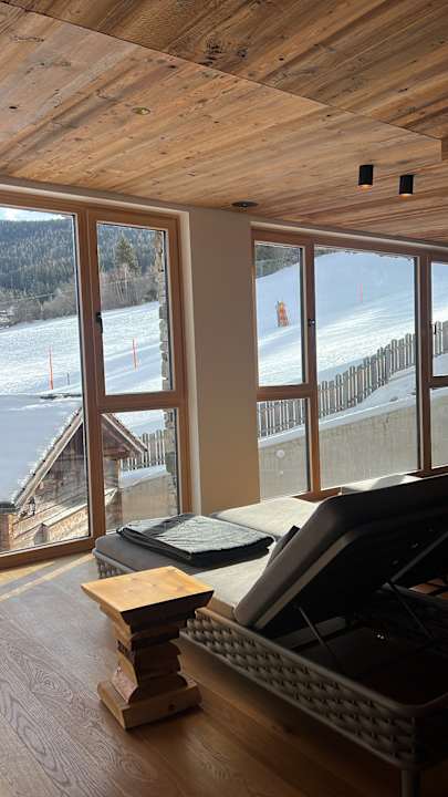 Ausblick ALMGUT Mountain Wellness Hotel