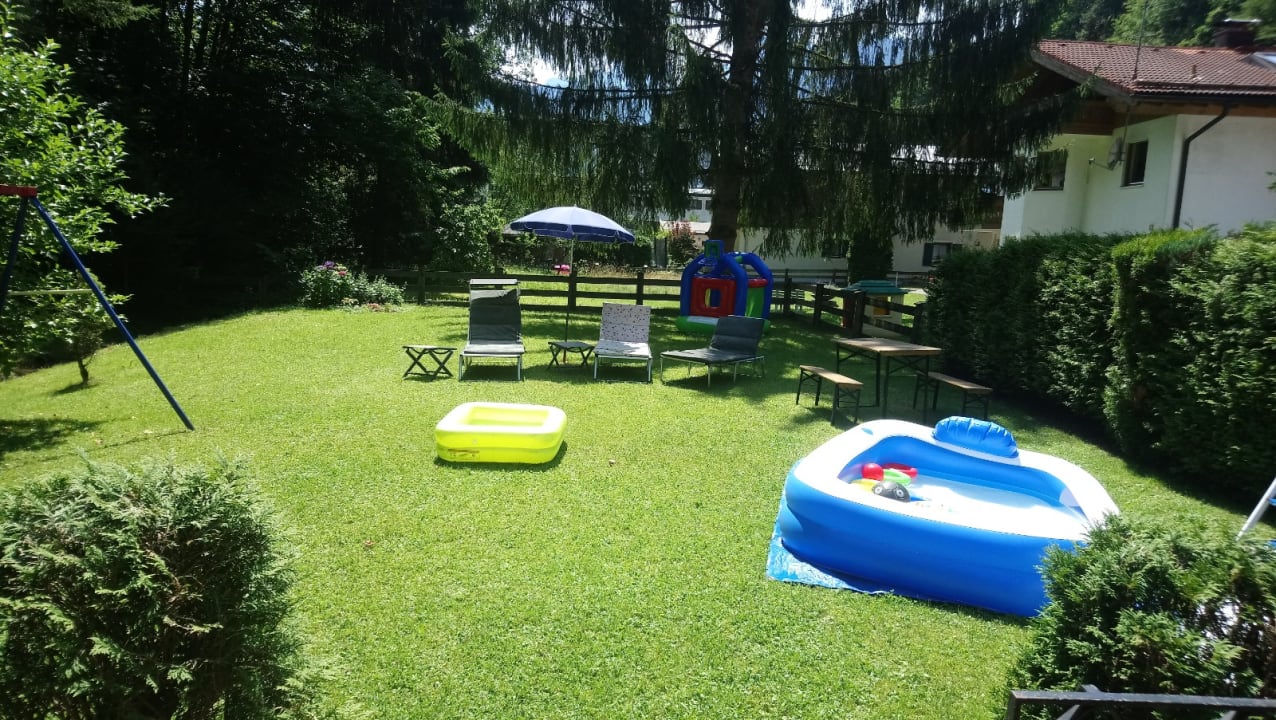 Gartenanlage Ferienwohnung Sabine