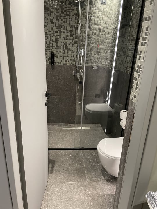 Zimmer Petousis Hotel & Suites