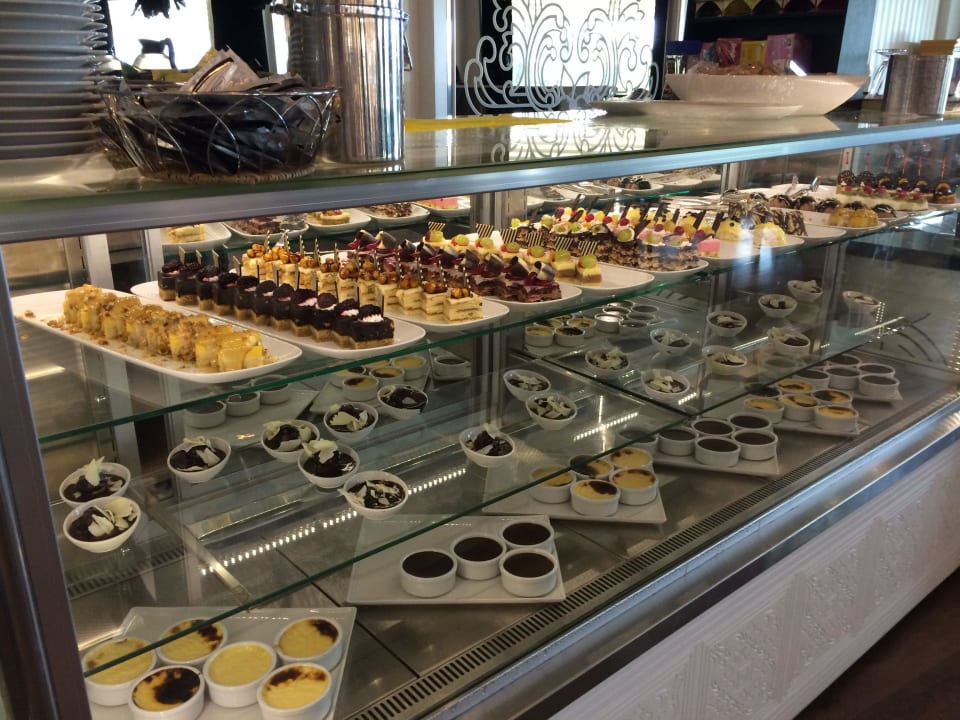 Шоколад бар Hotel Delphin Imperial