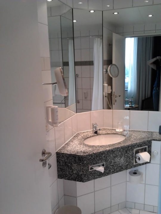 Bad - Waschbecken Mercure Hotel Bochum City