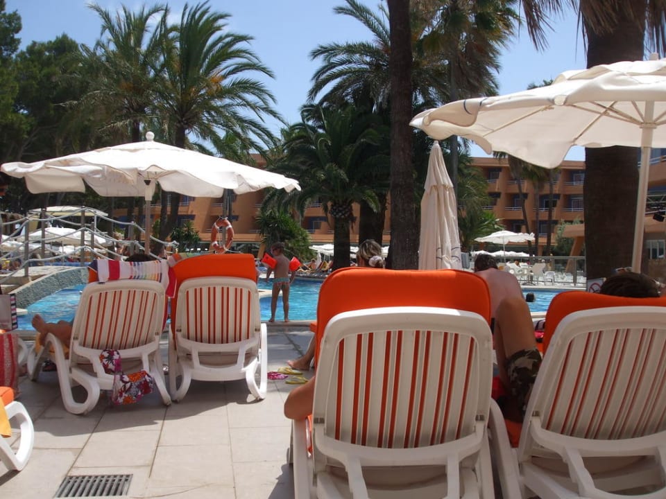 Bequeme Liegestühle Iberostar Waves Playa de Muro