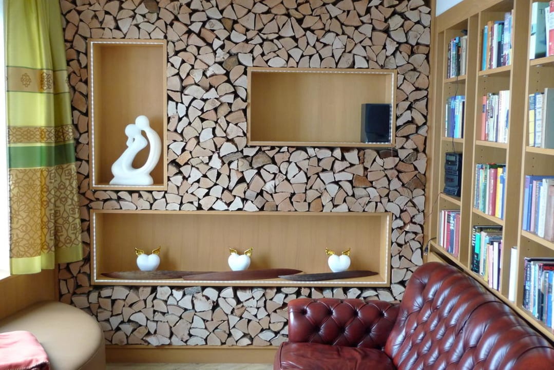 Lese- und Aufenthaltsraum Sonnenhotel Zaubek