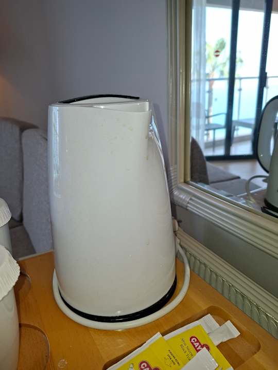 Zimmer Aska Hotel Just in Beach