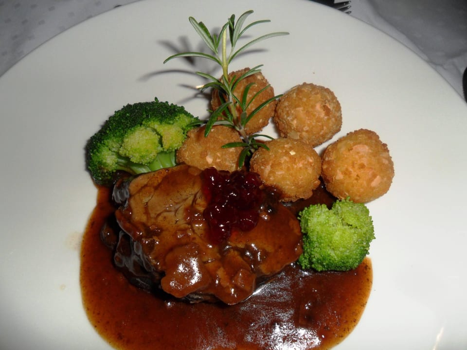 Hauptspeise abends Hotel DIE SONNE