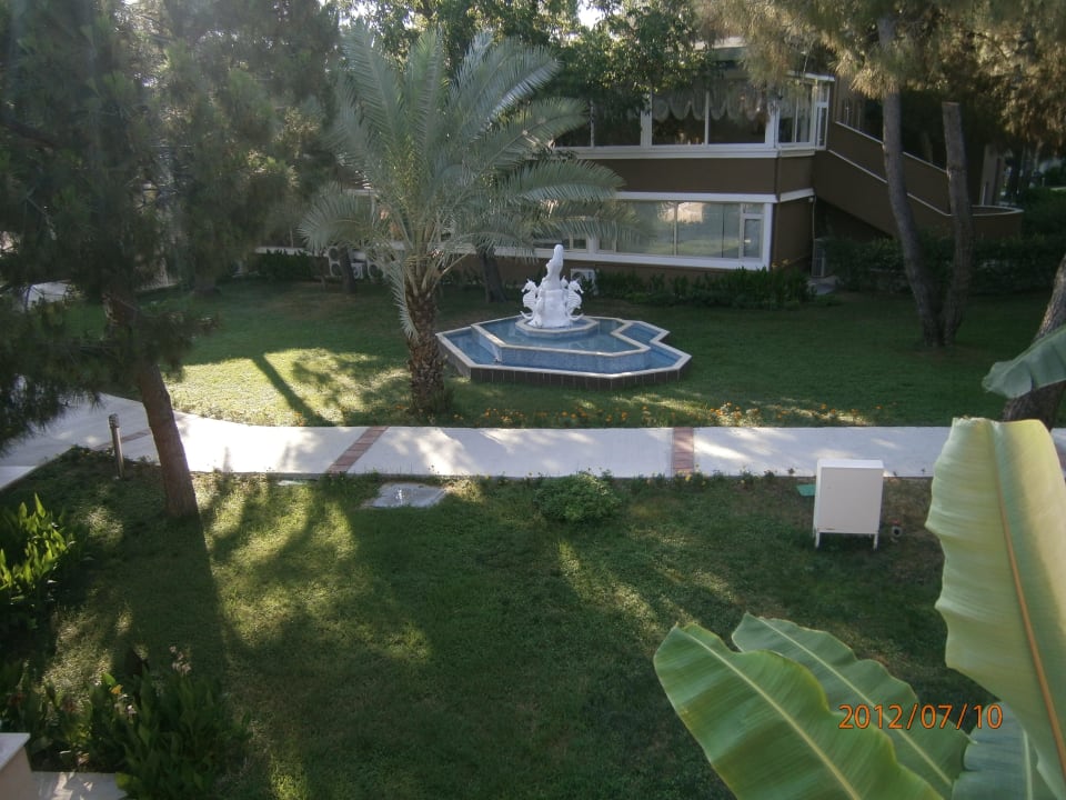 Blick aus dem Zimmer auf die Anlage Club Sidelya Hotel