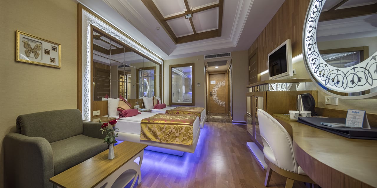 Zimmer Granada Luxury Okurcalar