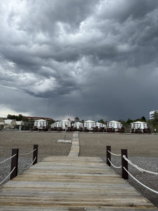 Strand Hotel Turan Prince