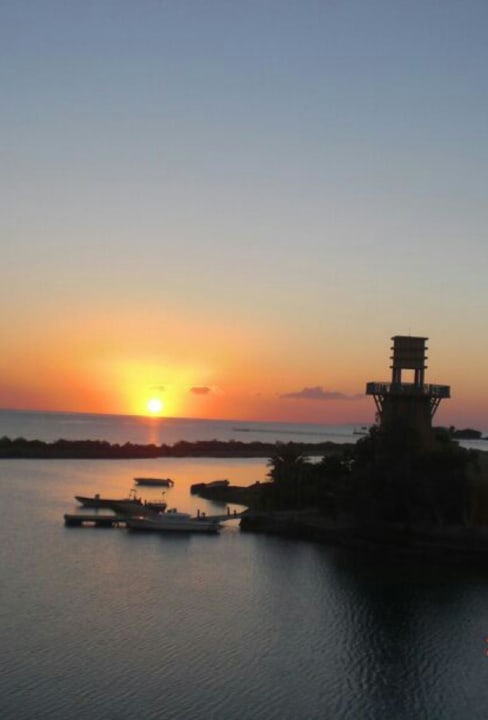 Ausblick vom Balkon beim Sonnenaufgang  Hotel Three Corners Ocean View prestige - Adults only