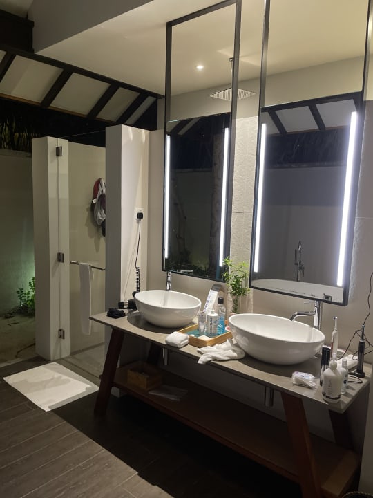 Zimmer NH Collection Maldives Havodda Resort