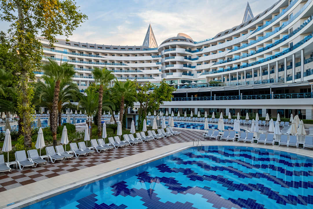 Außenansicht Hotel Botanik Platinum