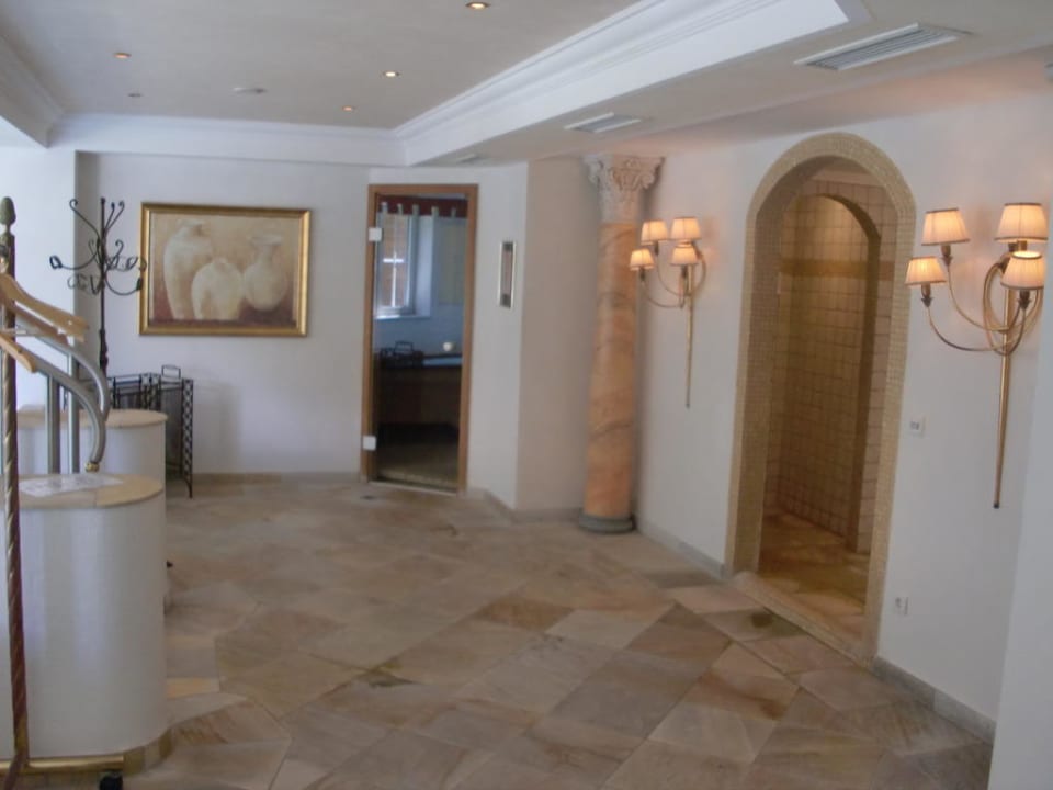 Saunabereich Duschen Falkensteiner Hotel & Spa Falkensteinerhof