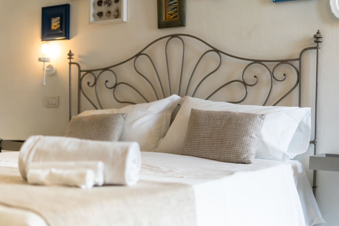 Zimmer La Sciara Hotel