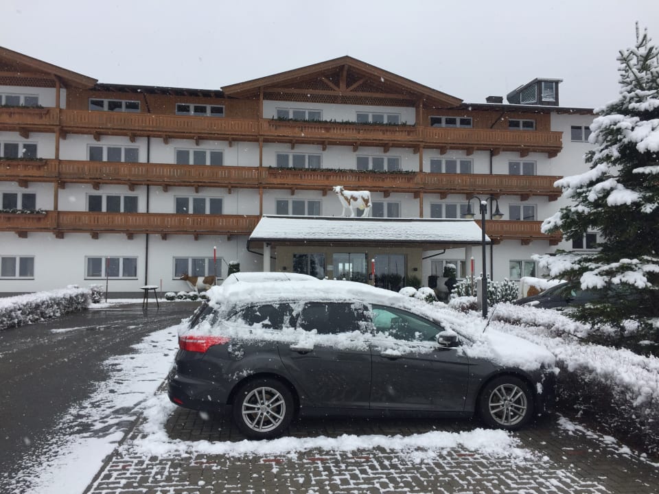 Außenansicht elaya hotel steinplatte