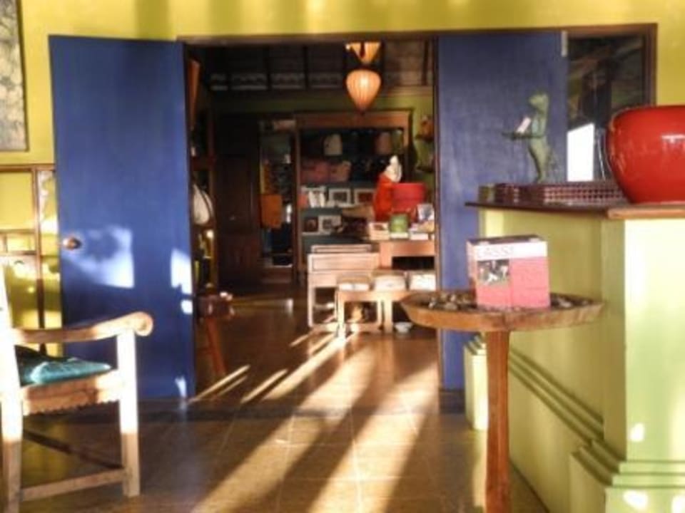 Rezeption & Shop-Eingang Hotel Bon Ton Resort