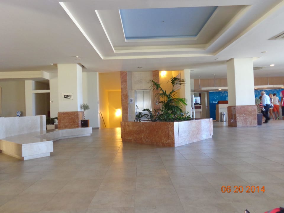 Hol Atlantica Mikri Poli Rhodes
