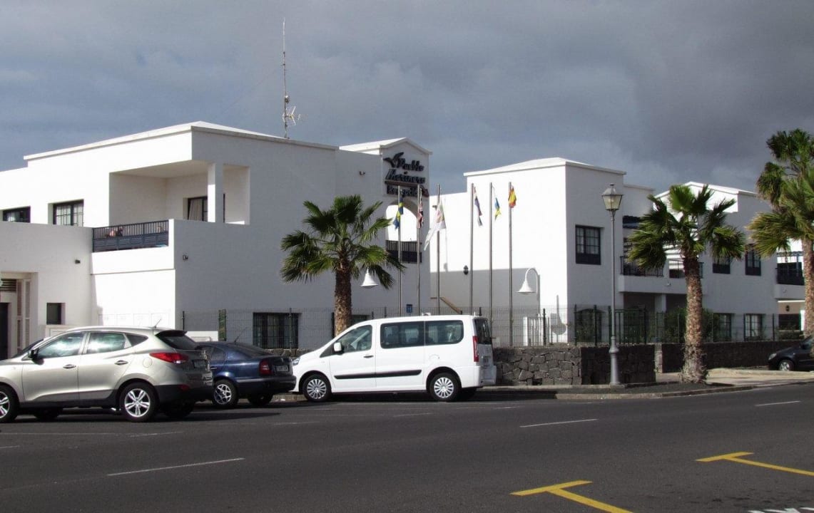 Street view HD Apartamentos Pueblo Marinero