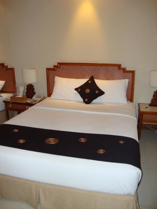 Bett Bali Mandira Beach Resort & Spa