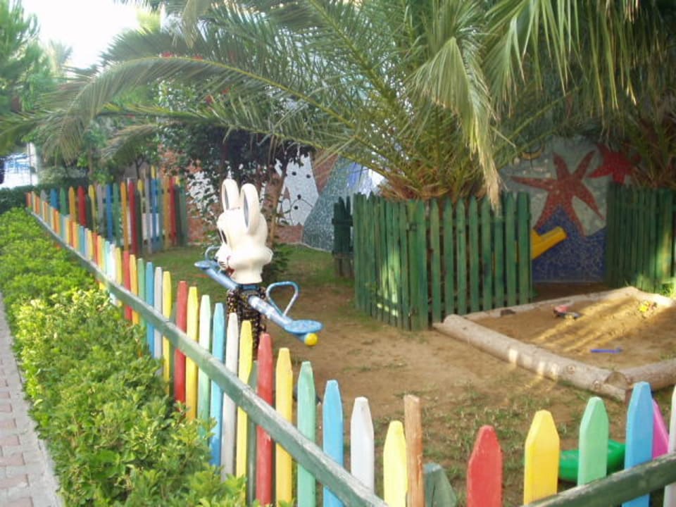 Spielplatz im Kinderclub Hotel Süral Garden
