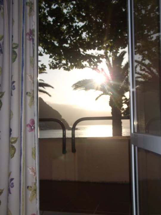 Morgens... Hotel Dom Pedro Madeira