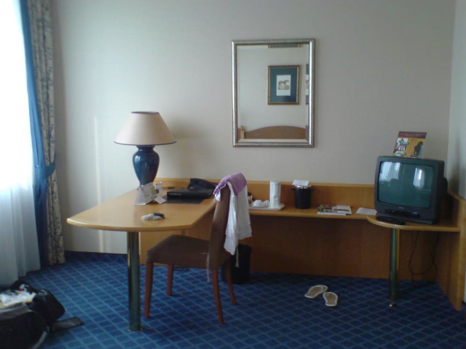 Schreibtisch PLAZA Premium Schwerin