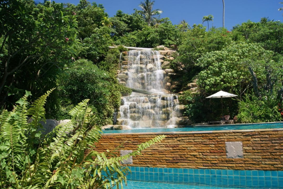 Pool mit Wasserfall Santhiya Koh Phangan Resort & Spa