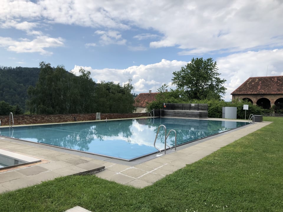 Pool Schloss Seggau