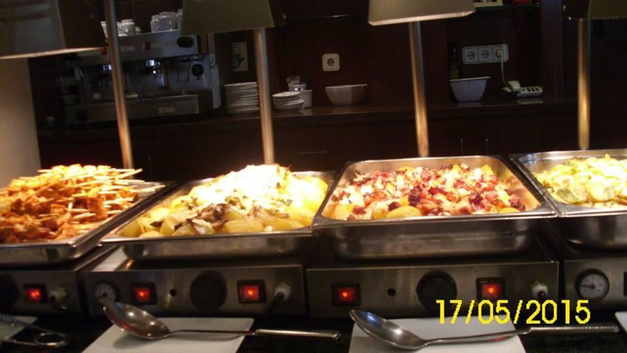 Büffet  Aparthotel Houm Plaza Son Rigo