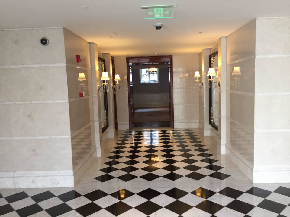 Flur Hotel Waldorf Astoria Shanghai on the Bund