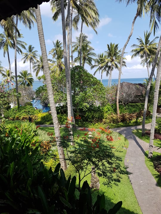 Gartenanlage Hotel Sheraton Senggigi Lombok Beach Resort