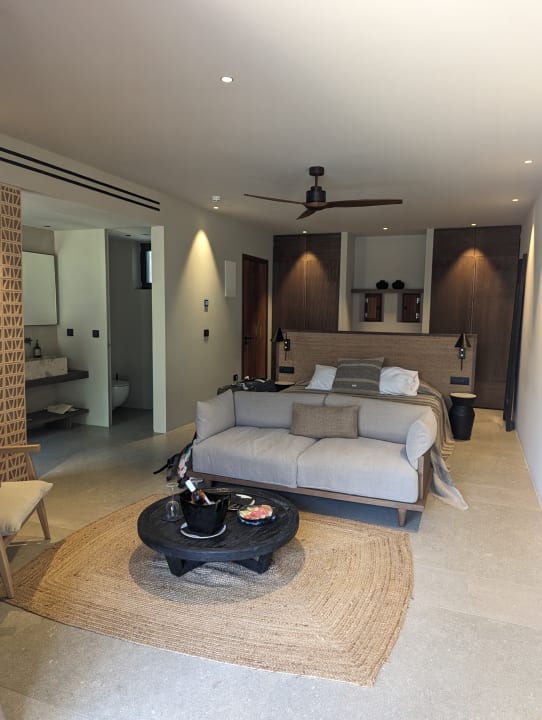 Zimmer Theros All Suite Hotel - Adults Only