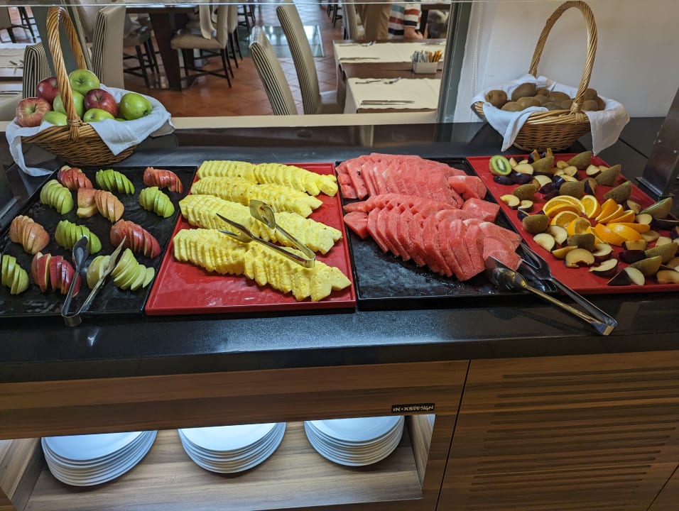 Gastro Bella Beach Hotel